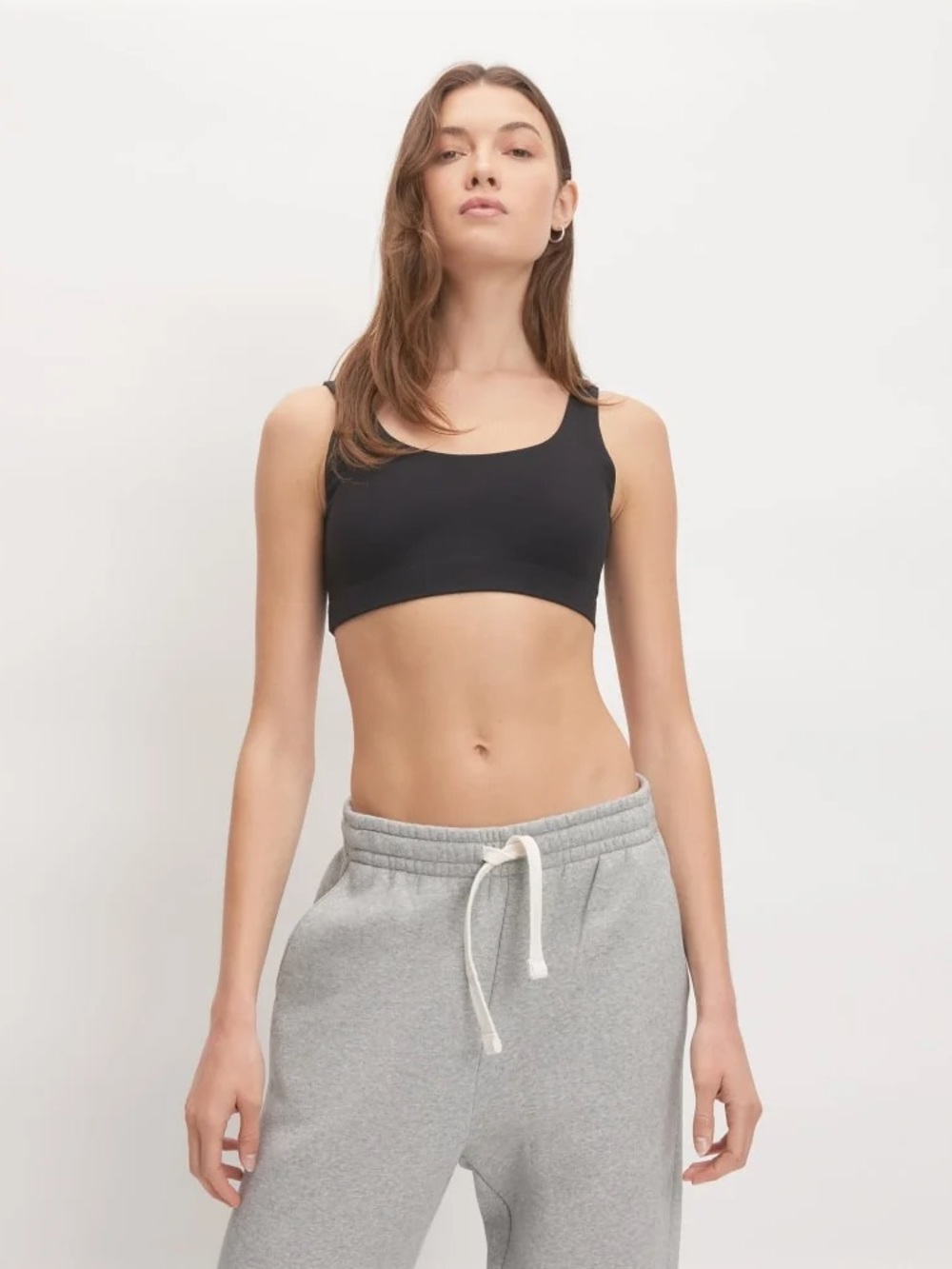 Everlane the perform sports bra